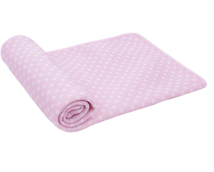 Self-cooling Pet Blanket for Dogs Ultra Soft Breathable Sleep Pad Heat Relief In Summer