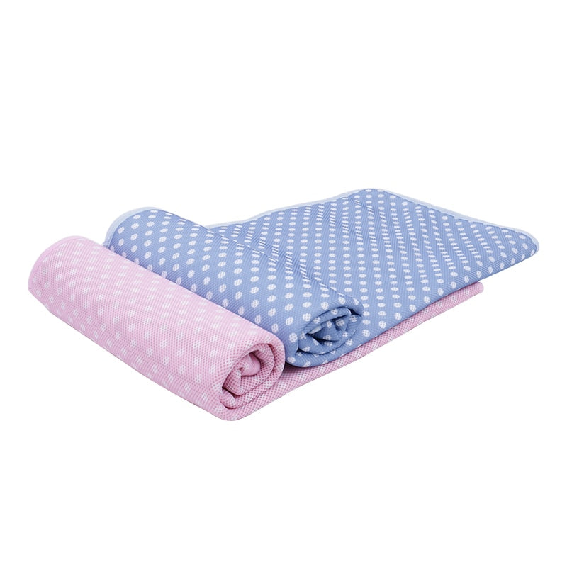 Self-cooling Pet Blanket for Dogs Ultra Soft Breathable Sleep Pad Heat Relief In Summer